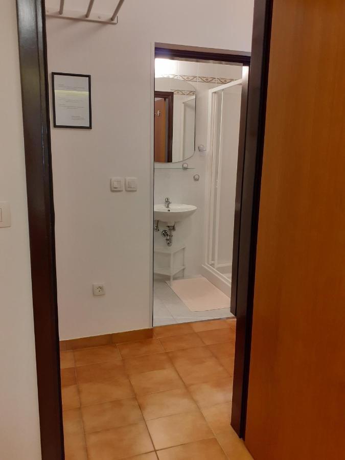 Appartamento App Milka Porec Esterno foto