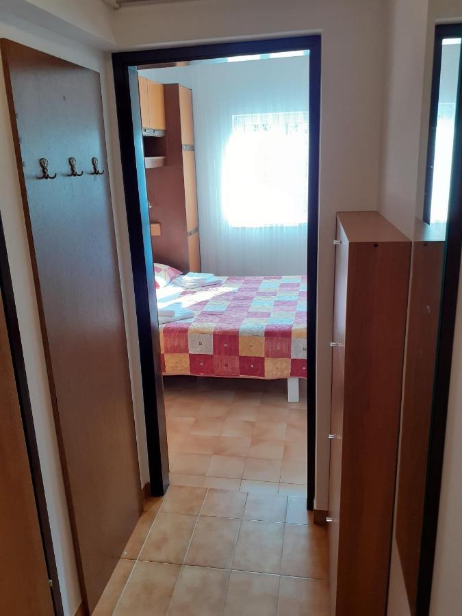 Appartamento App Milka Porec Esterno foto
