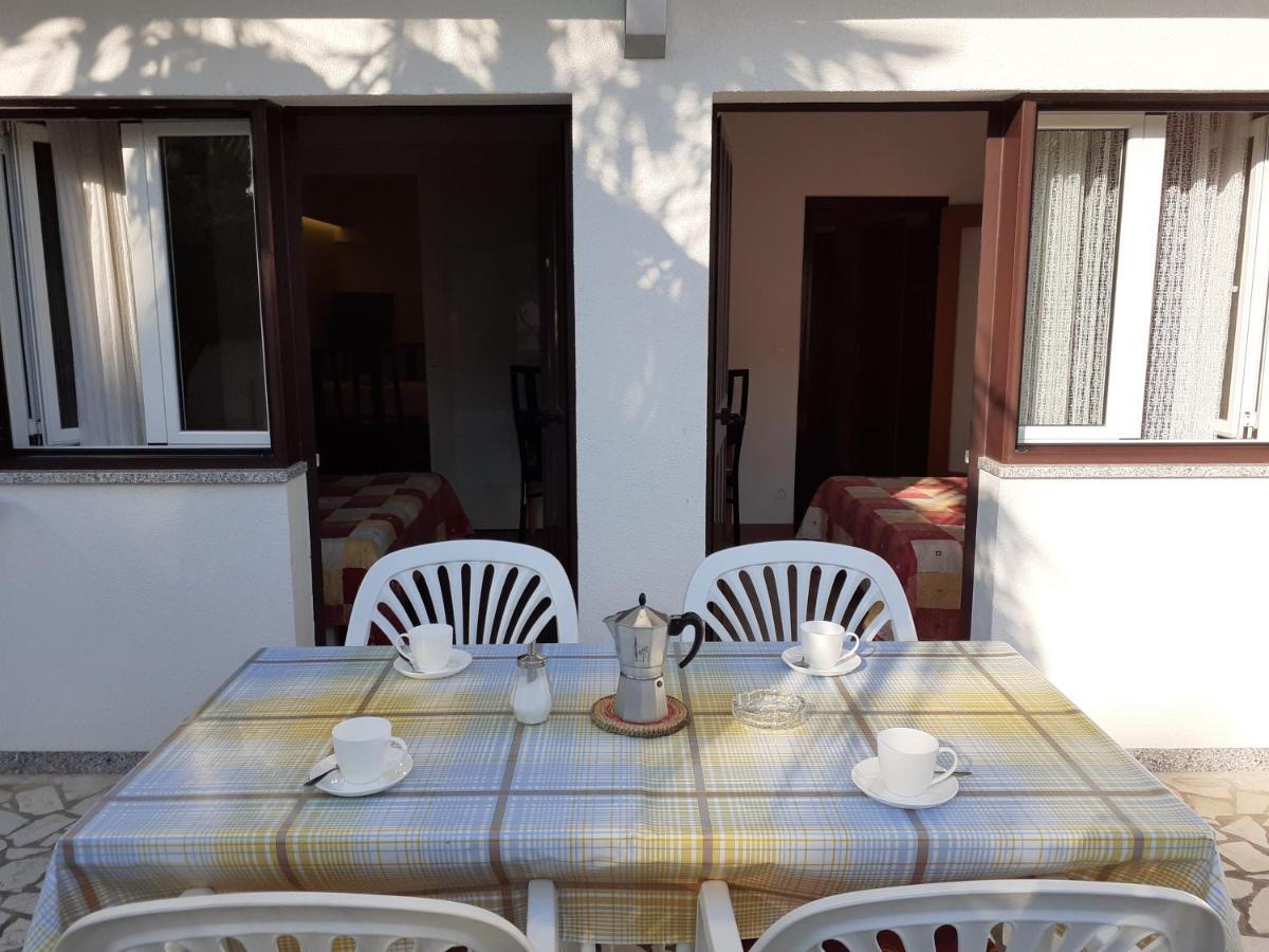 Appartamento App Milka Porec Esterno foto